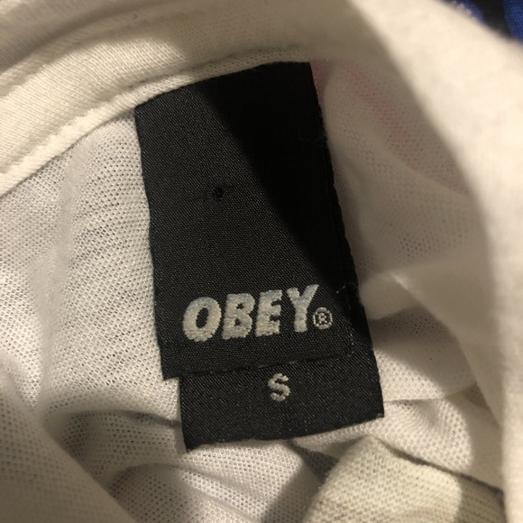 OBEY T-SHIRT. 😮 - Picture 4 of 4
